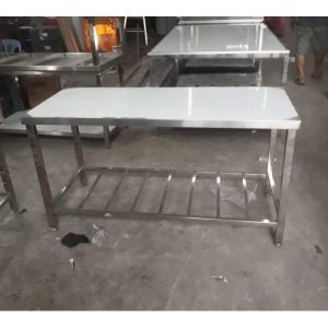 Bàn inox 1 tầng có kệ